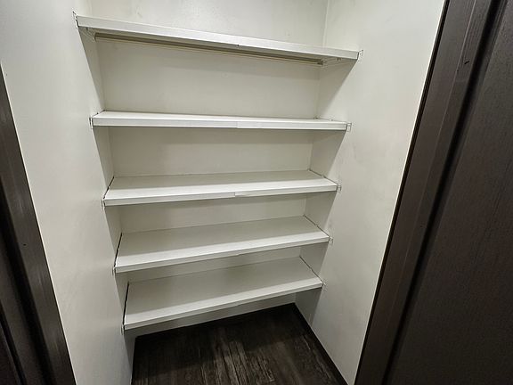 5th image of 3 Park View Dr #9-14