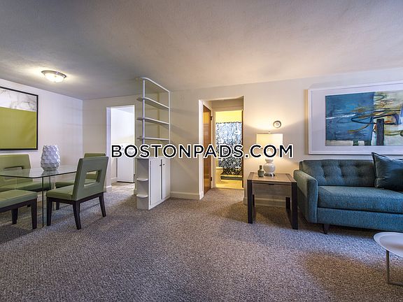 3rd image of 17 Brattle Dr #9