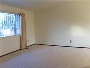 3rd image of 5055 N Carefree Cir