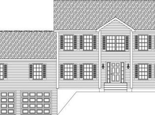2 Wood St, Hopkinton, MA 01748