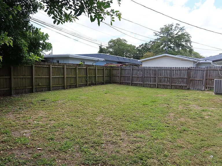 2630 SW 49th Ct #2630 — Photo 28
