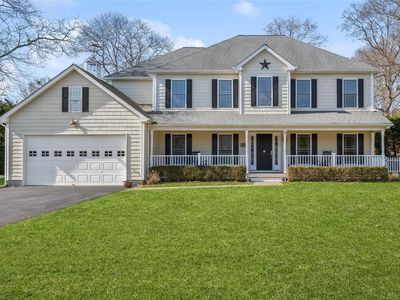 25 Fortune Cookie Lane, Hampton Bays, NY, 11946