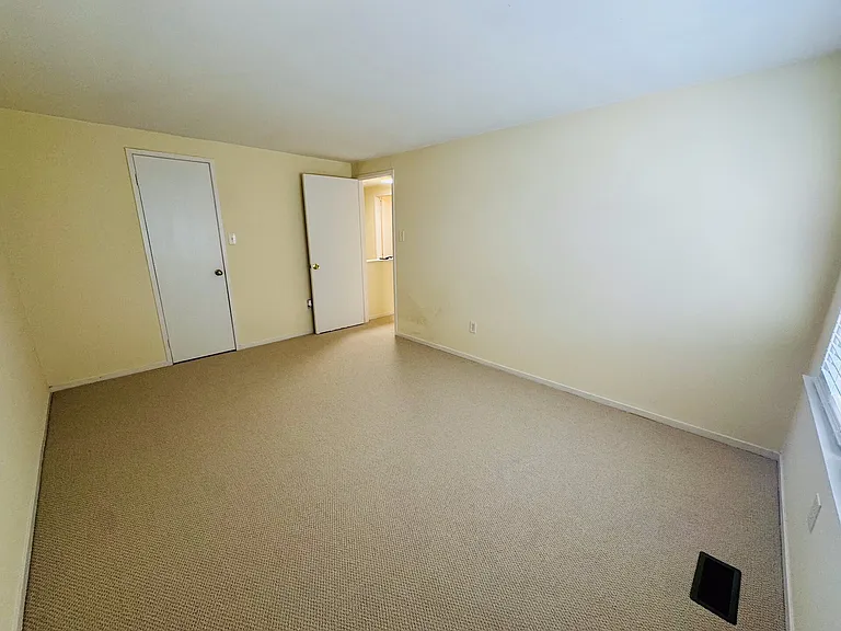 12146 Bentridge Pl — Photo 32
