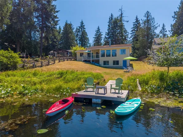 3826 Pirates Rd, Southern Gulf Islands, BC V0N 2M2