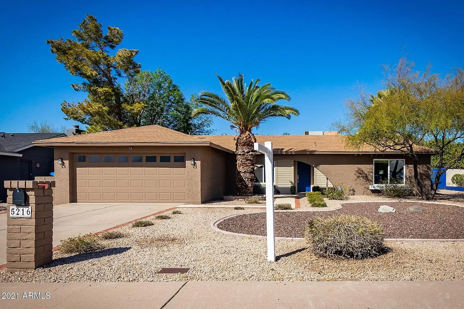 3 bed, 1823 sqft, $4,000 — Photo 1