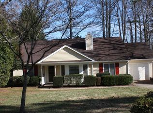 8138 Ashwood Dr, Charlotte, NC 28215