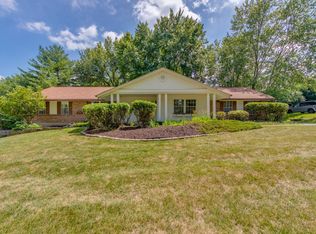 1724 Claymont Estates Dr, Chesterfield, MO