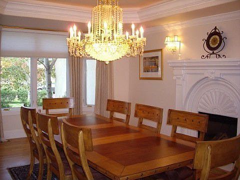 Formal dining room
