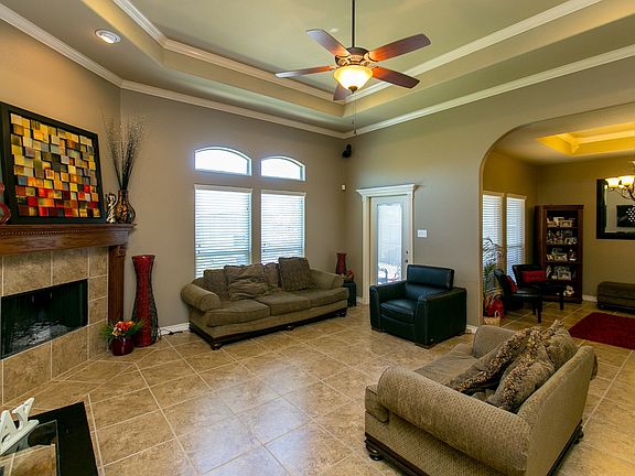 5th image of 7413 Oak Hollow Ct