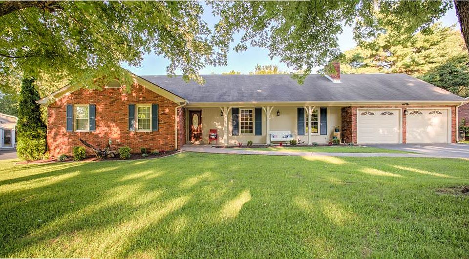 1st image of 806 Ironwood Dr