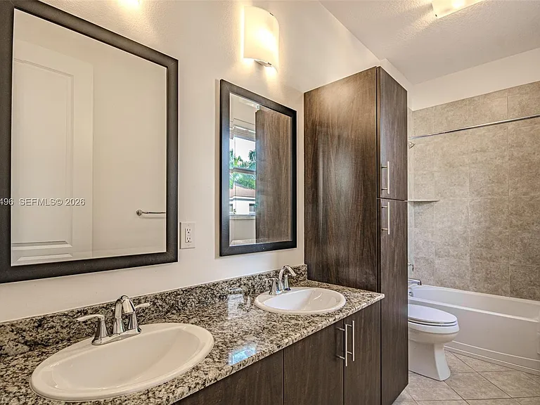 1430 NW 48th Dr — Photo 10