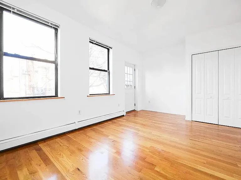 179 Nassau Ave #2 — Photo 1