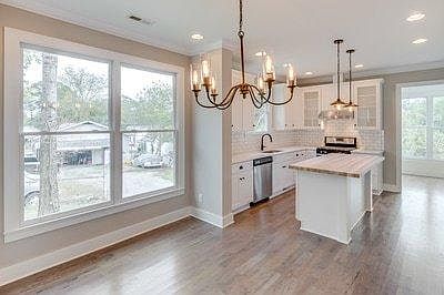 3rd image of 5507 Post Ave #13