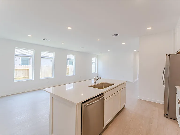 6671 Iron Clover Dr — Photo 17