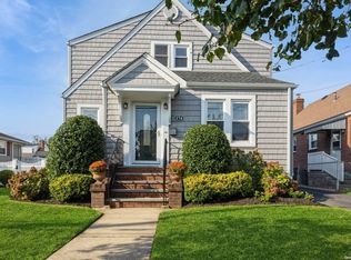 174 Fairfield Ave, Mineola, NY 11501