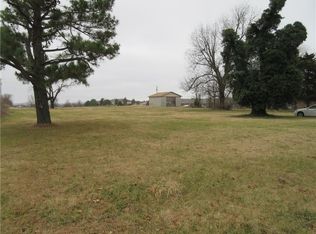 E Robinson Ave, Springdale, AR 72764