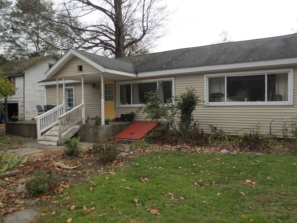 1st image of 24 Kraft Ln