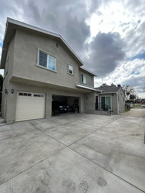3 bed, 1400 sqft, $3,500 — Photo 4