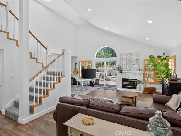 27827 Zion Ct, Castaic, CA 91384