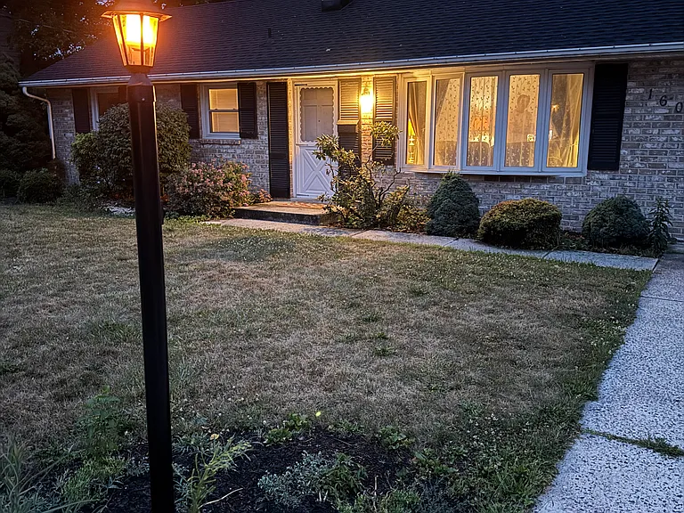 160 Early Ave — Photo 10