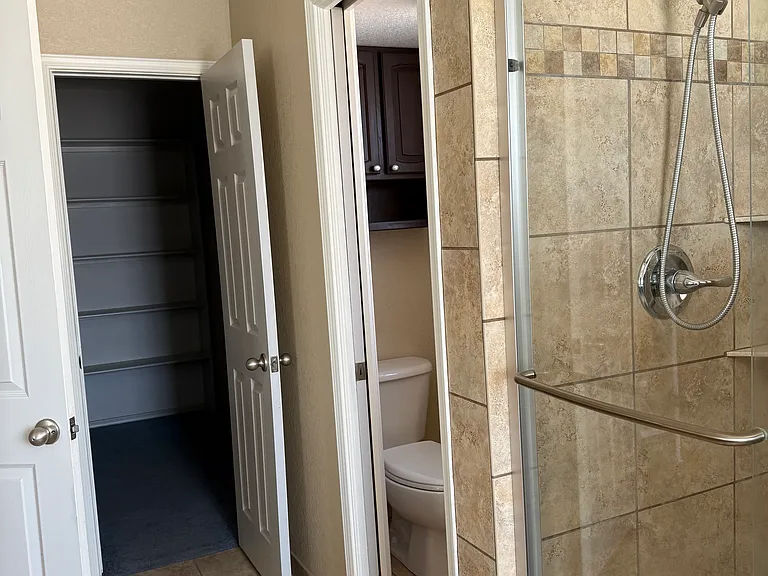 2112 Home Show Ln — Photo 26