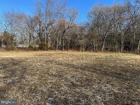 3rd image of 1573 S Delsea Dr
