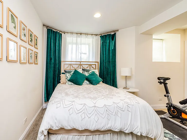 3750 N Wilton Ave #2 — Photo 18