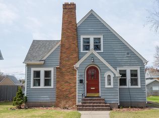 1012 Walnut St, Grand Forks, ND 58201