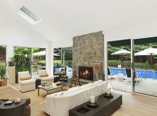 24 Alewive Brook Rd, East Hampton, NY 11937