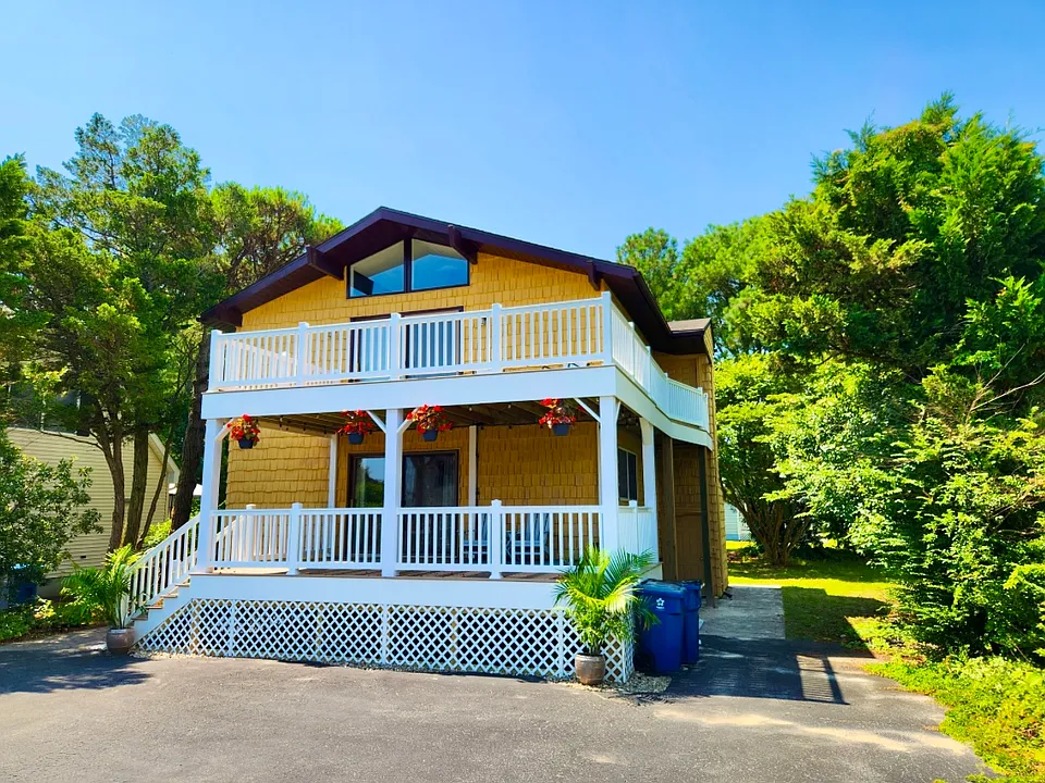 46 White Sail Cir