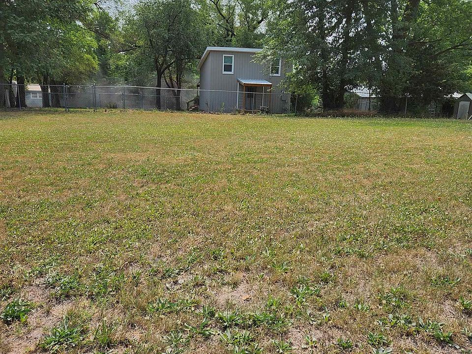 2nd image of LOT 5 Vandyke Ave