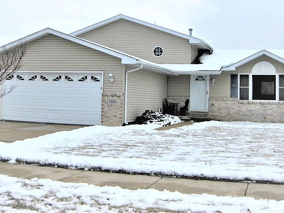 2nd image of 1451 W 82nd Pl