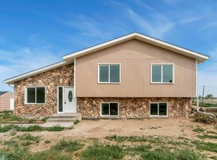2615 Whitney Rd, Cheyenne, WY 82001