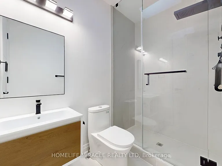 150 Stewart St — Photo 13