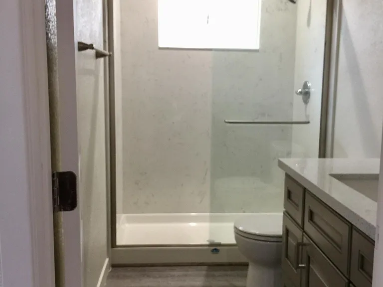 374 Raymond Ave — Photo 5
