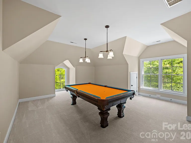 11938 Bradford Park Dr — Photo 30