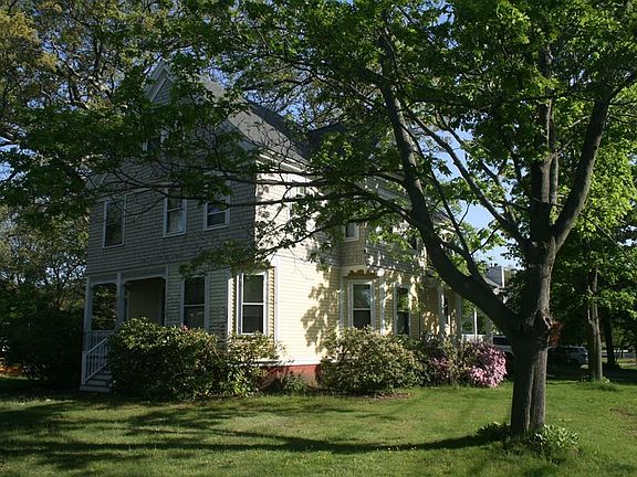 2nd image of 233 Elm St #3