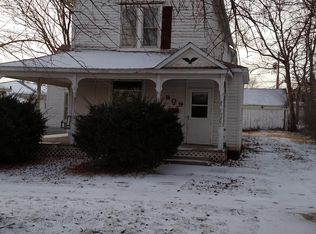 909 N Adams St, Carroll, IA 51401