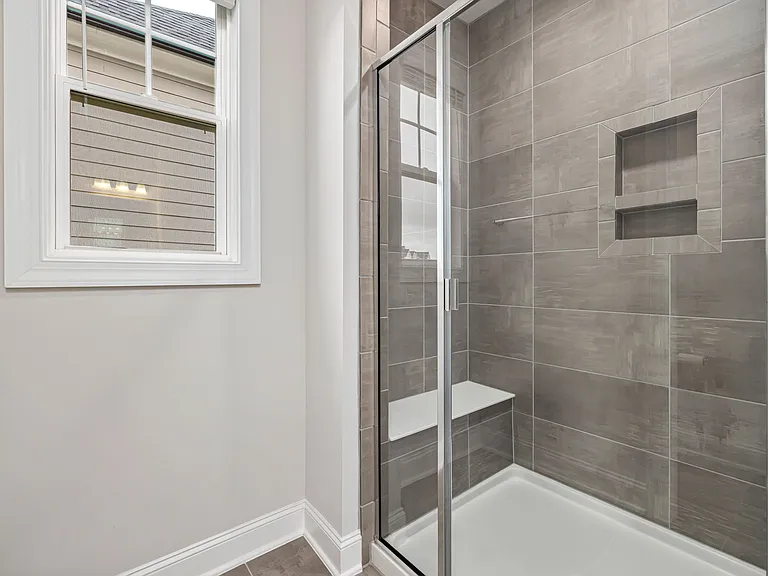 810 Emerald Mine Dr — Photo 31