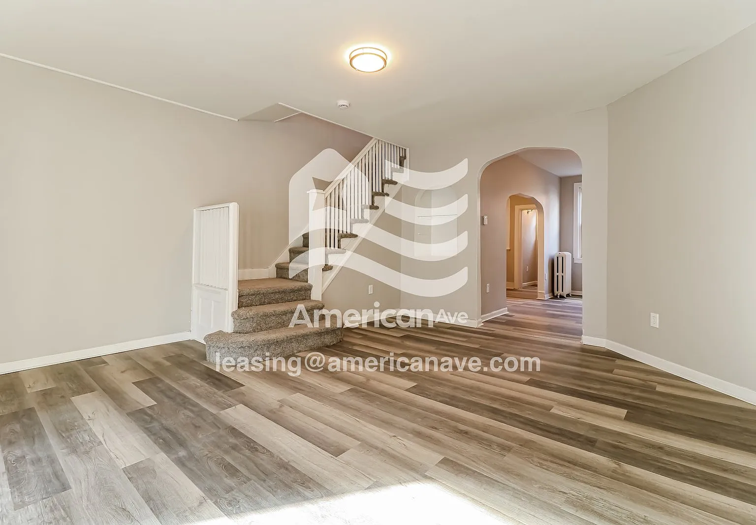 3 bed, 1.0 bath, 1366 sqft, $1,570 — Photo 2