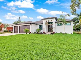 1224 SW 33rd Ter, Cape Coral, FL 33914