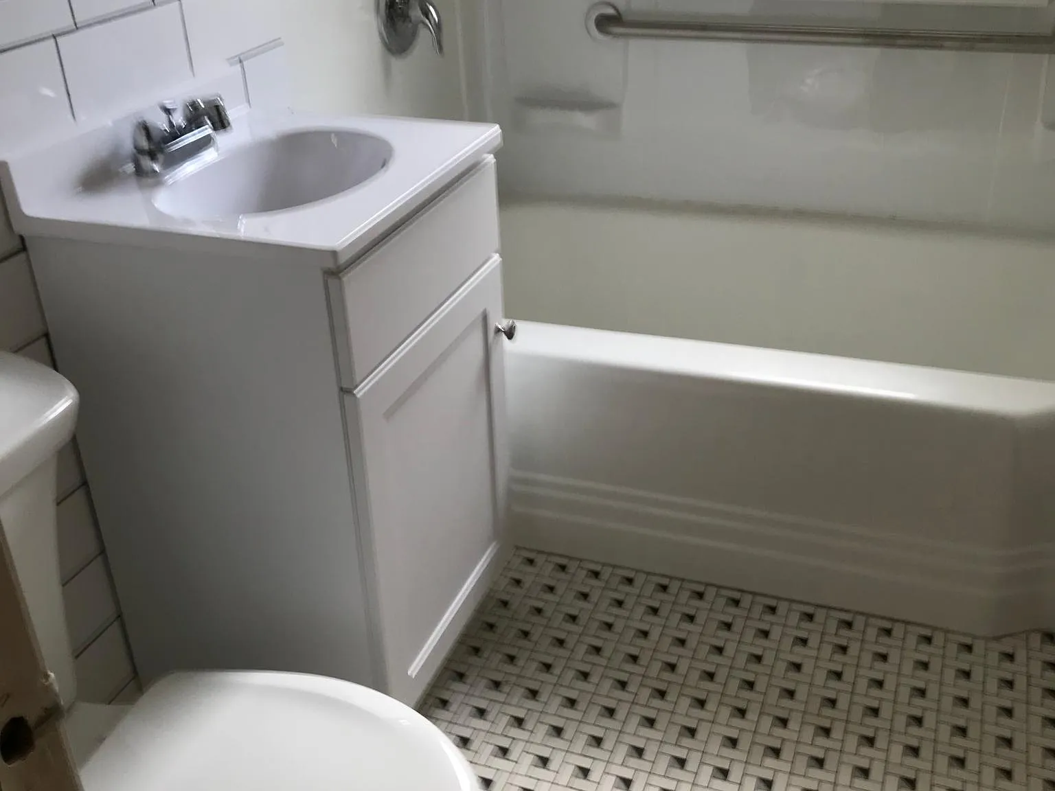 2 bed, 800 sqft, $1,180 — Photo 4