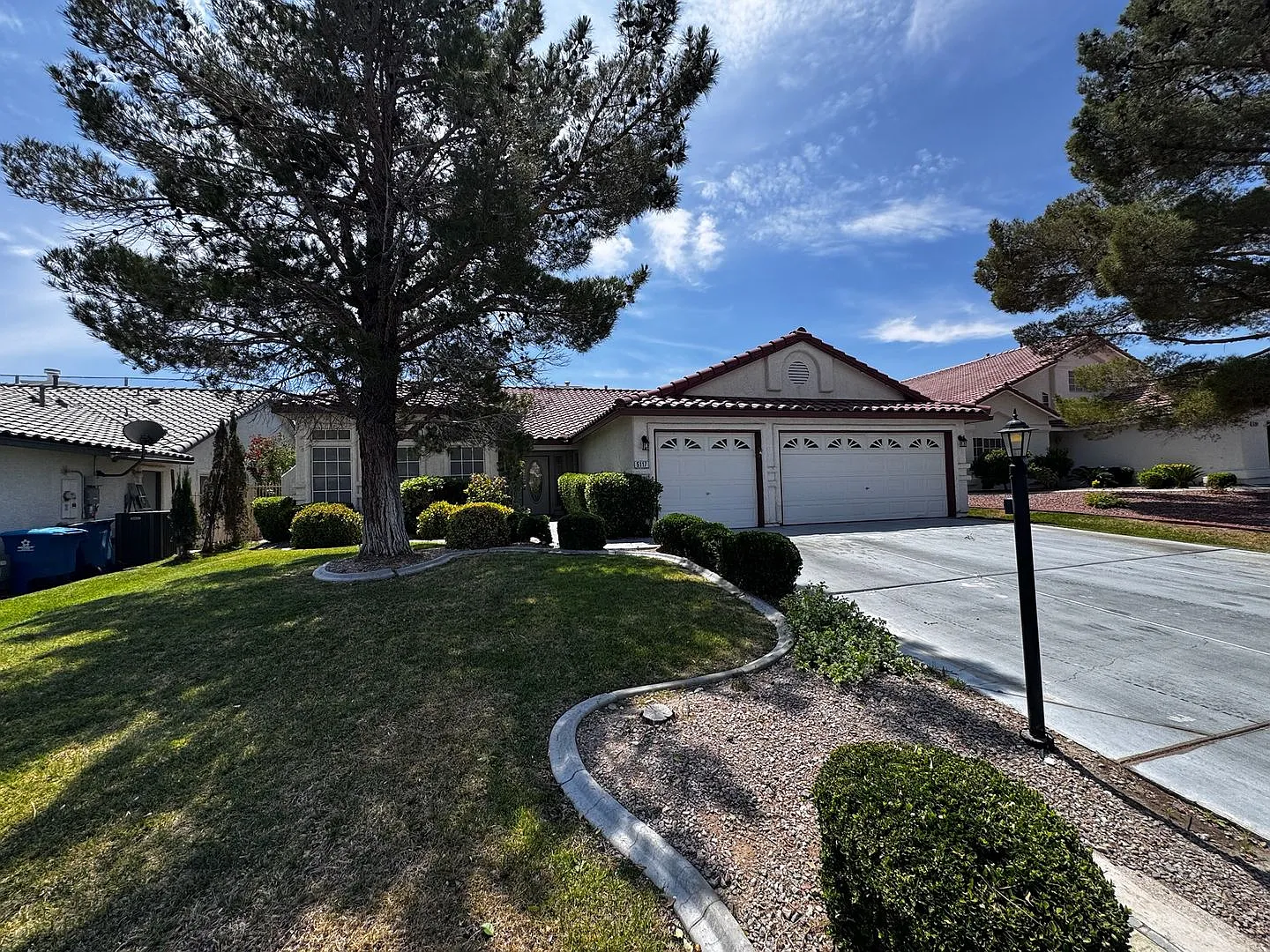 4 Bed Home In Guard Gated Community! — Photo 1