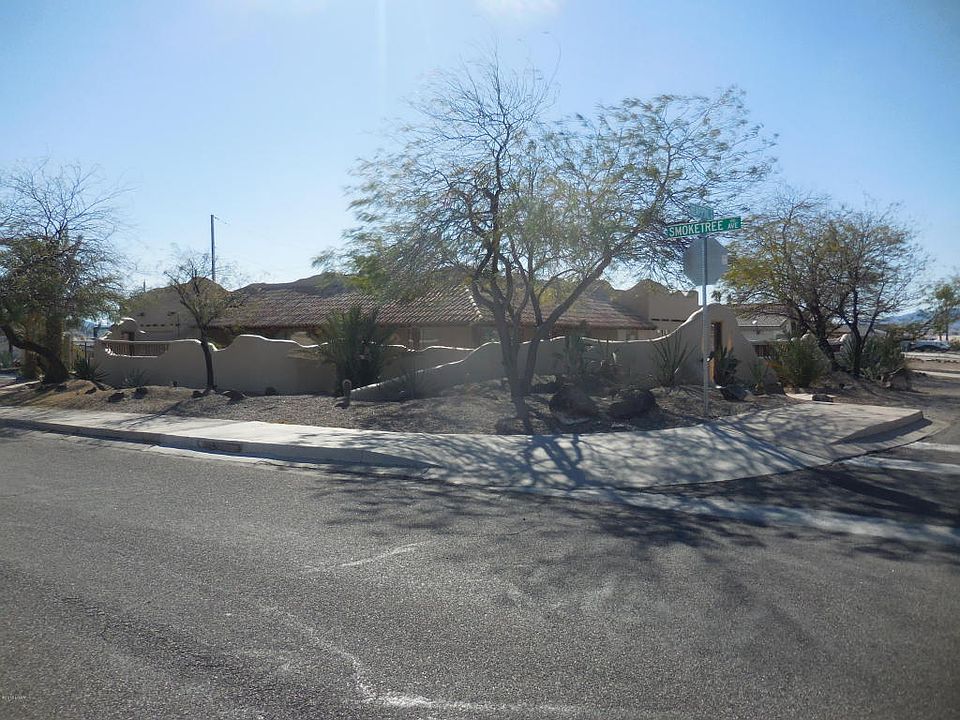 1st image of 147 Smoketree Ave S