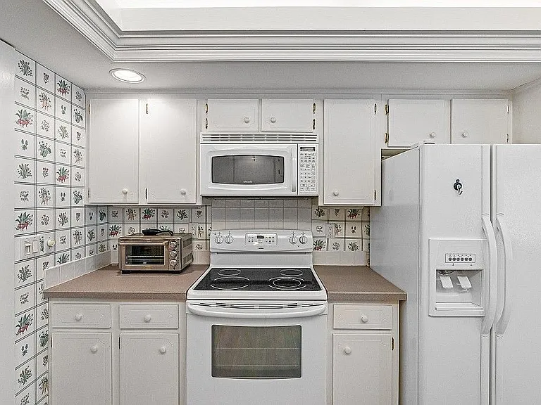 5151 A1a Hwy #404 — Photo 24