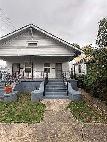 1st image of 2241 Arts St