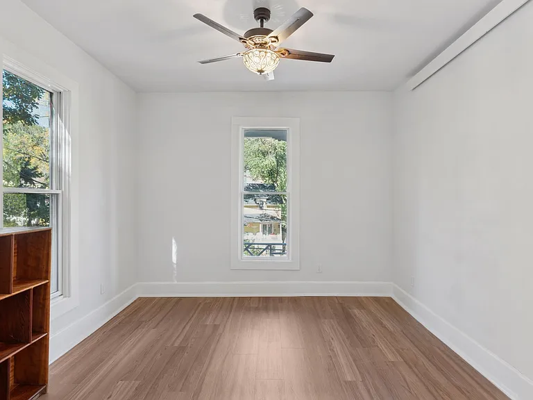 151 Ruxton Ave #B — Photo 15