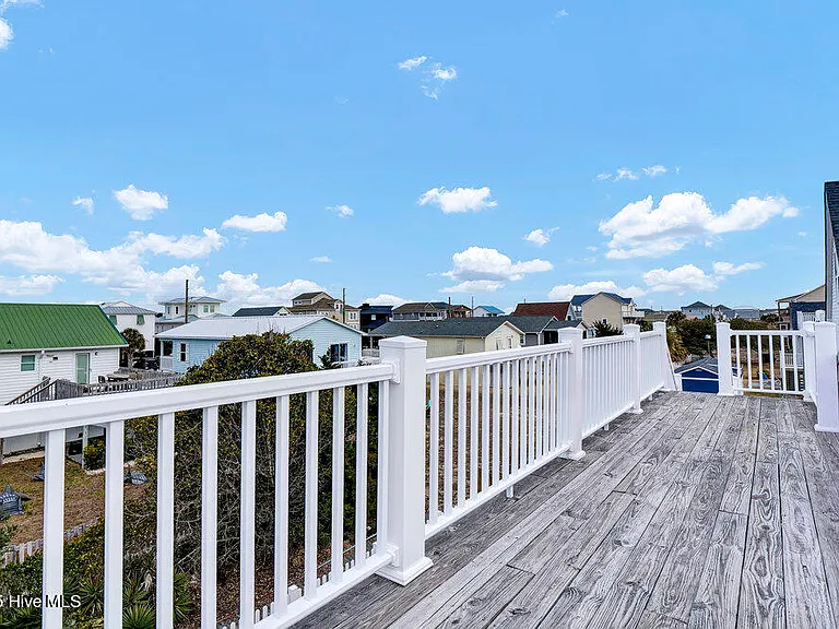 1207 N Topsail Dr — Photo 8