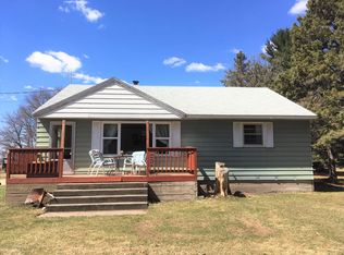 919 Pine Grove Rd, Staples, MN 56479