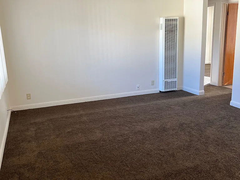 20261 Santa Maria Ave #6 — Photo 2